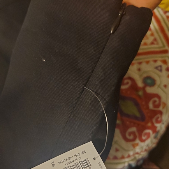 Old Navy pants - Picture 2 of 4